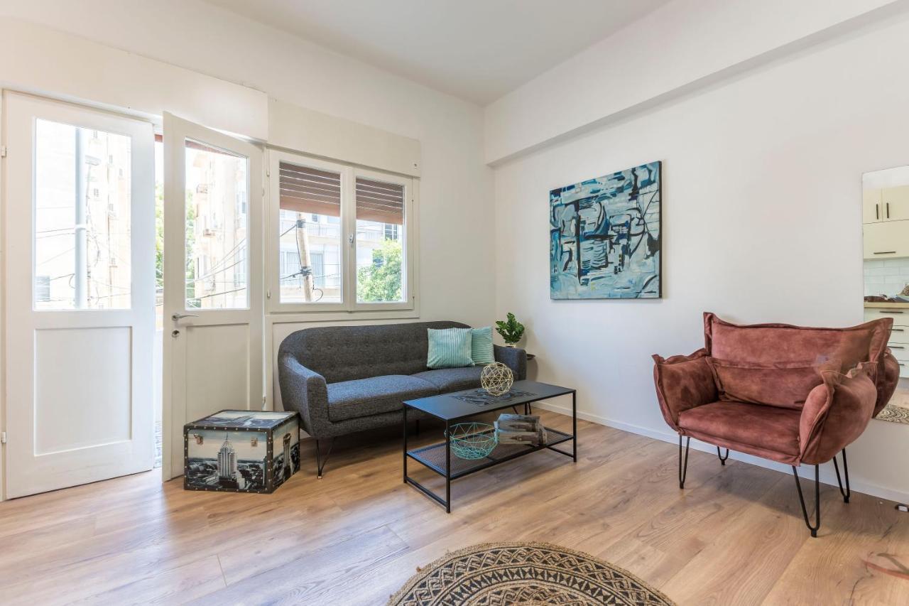 1B Patio Beach House Premium Location W/2 Balcony 텔아비브 외부 사진